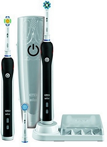 Braun Oral-B Pro 4500 elektrische Zahnbürste mit 2 Handstücken und Reiseetui