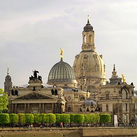 Ebay-WOW: Gutschein für 2 Übernachtungen im 4 Sterne-Hotel Ramada in Dresden für 2 Personen