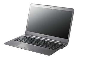 Samsung Notebook Ultra 530U3C A0BDE 13,3 Zoll Notebook mit Core i3-CPU und 24GB SSD