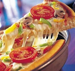 Pizza Hut: 2 für1 Pizza – zweite (günstigere oder wertgleiche) Pizza ist gratis