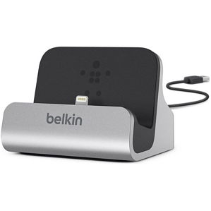 Belkin Sync-/Lade-Dock für iPhone 5/5s/5c/6/6plus (F8J045BT)