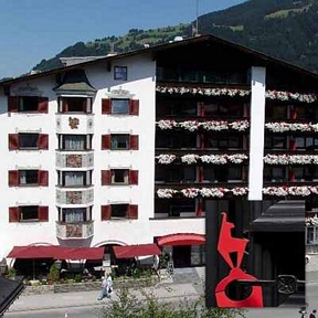 Ebay-WOW: 2 Übernachtungen für 2 Personen im Q! Hotel Maria Theresia im Society Treff Kitzbühel DZ