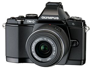 Olympus E-M5 OM-D Body mit 14-42mm Objektiv
