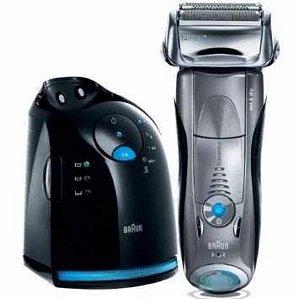 Braun Series 7 799cc-7 Rasierer inkl. Reinigungsstation