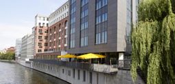 Ebay-WOW: Gutschein für 2 Übernachtungen für 2 Personen im Designhotel Adrema Berlin
