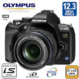 Olympus E-600 mit Zuiko Digital (14-42 mm)