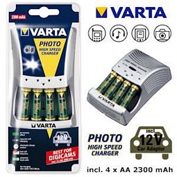 Akkuladegerät Varta 57043 mit 4 NimH-Akkus
