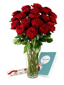 Miflora: Blumenstrauß Rosenkavalier mit 20 Rosen und 4x Raffello