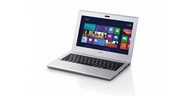 Sony VAIO T11 SVT1112M1ES Subnotebook mit Core i3-CPU und 320GB-Festplatte+32GB SSD