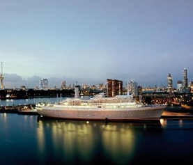 Ebay: Gutschein für 2 Übernachtungen auf dem 4-Sterne Hotel Schiff Rotterdam/Holland