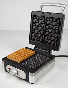 Domo DO9047W Waffelautomat silber/metallic