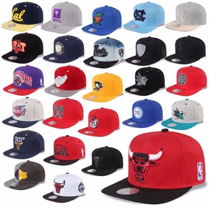 Mitchell & Ness And Snapback Cap diverse Motive
